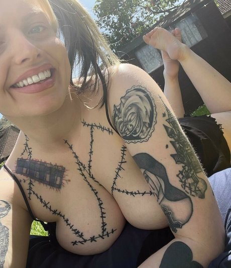 Miss Marilyn onlyfans ass