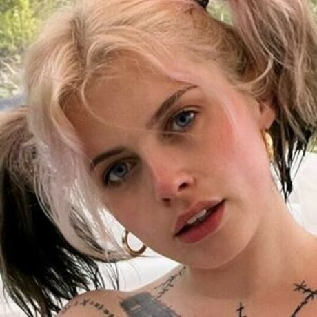 Miss Marilyn nude onlyfans