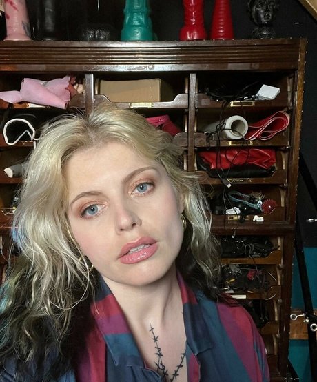 Miss Marilyn onlyfans naked porn