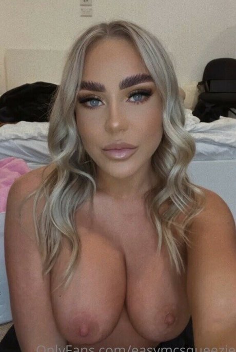 Easymcsqueezie nude onlyfans pics