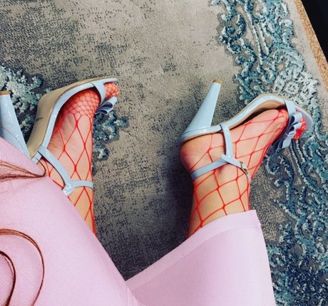 Mizz Ellaa ASMR onlyfans desnuda