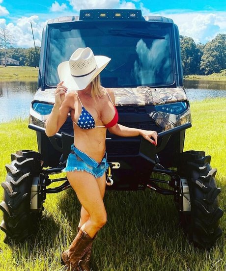 Country Mom 14 onlyfans nude pics