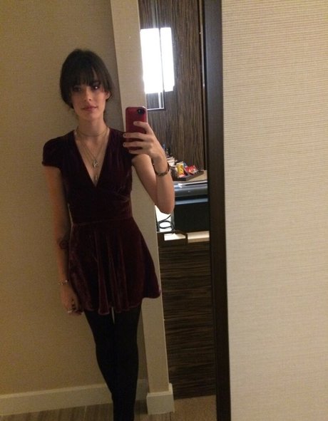 Carly Foulkes onlyfans nude leaked