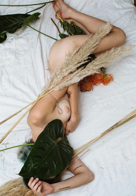 Carly Foulkes onlyfans porn