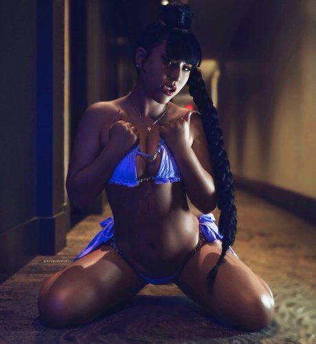 Alisa Nouchi en onlyfans