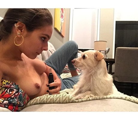 Caitlin Stasey only fans pics