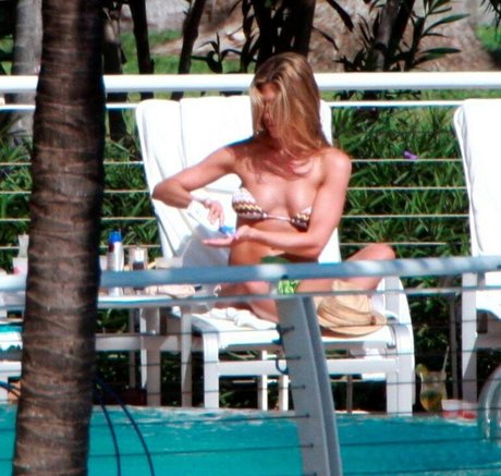 Jennifer Anniston onlyfans leak new