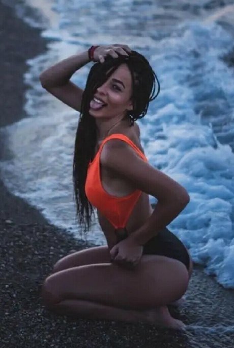 Aggeliki Belesioti naked only fans