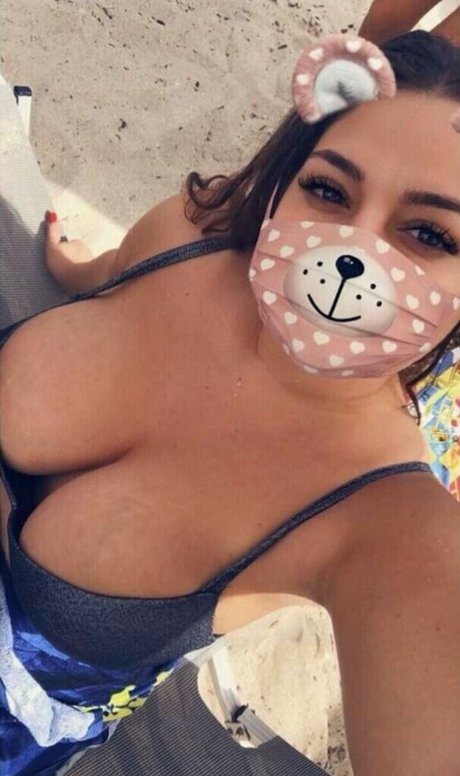 Aggeliki Belesioti onlyfans post