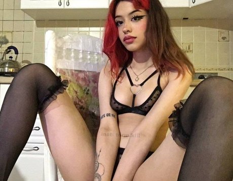 term kill onlyfans model images