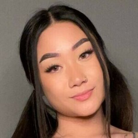 AkiraAsian nude on onlyfans