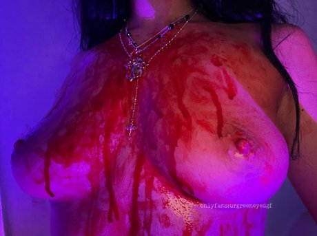 urgreeneyedgf onlyfans porn