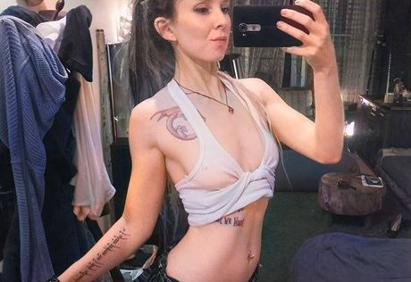 Infy Snow onlyfans sex