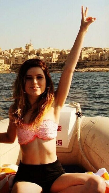 Sydney Sierota onlyfans pics nude