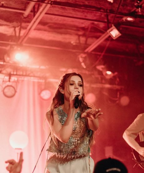 Sydney Sierota onlyfans pic