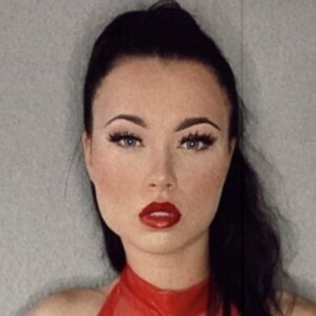 Lylou Black onlyfans porn leaks