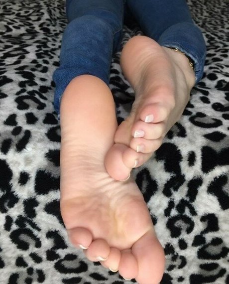 Sarrei__ naked onlyfans leaks