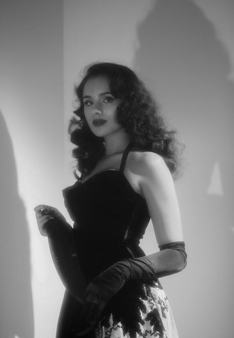 Aparna Brielle sexy onlyfans