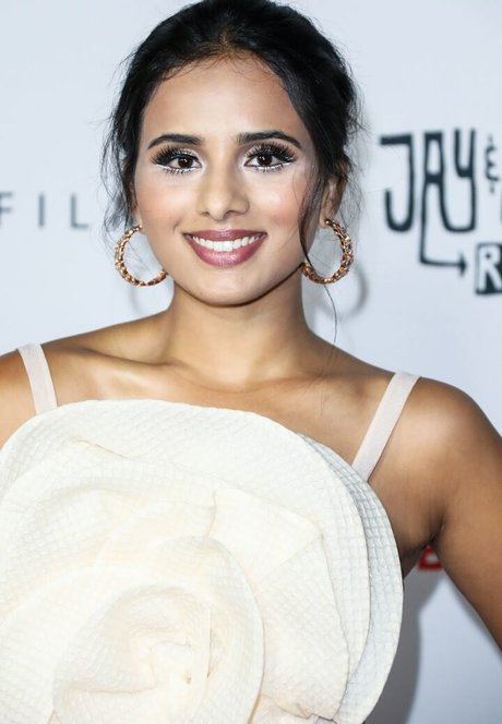 Aparna Brielle onlyfans leak new