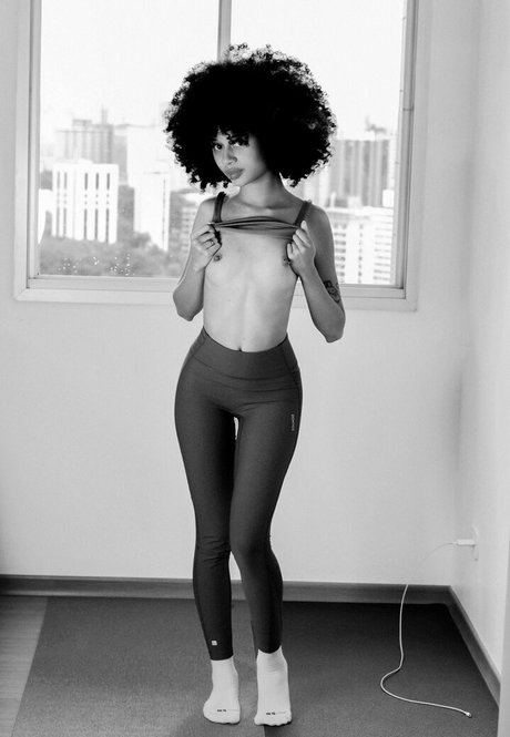 Miss Flat onlyfans model