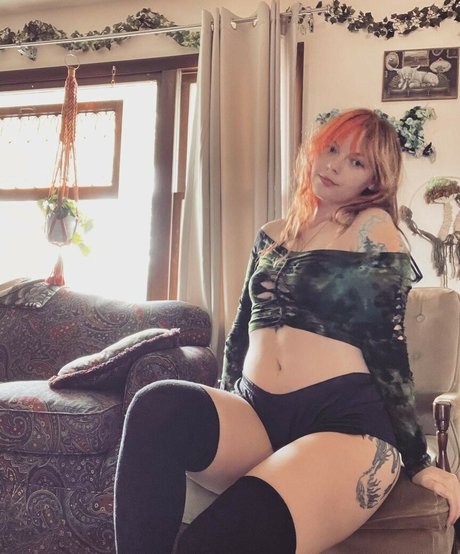 Sisterfireflyxo onlyfans pics nude