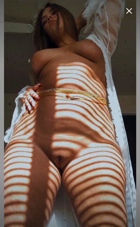 The Golden Lyfe  snapshot