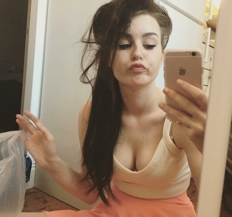 nanilul naked only fans