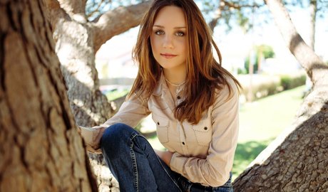 Amanda Laura Bynes onlyfans topless