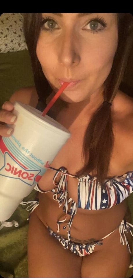 Nichole Harrison only fans pic