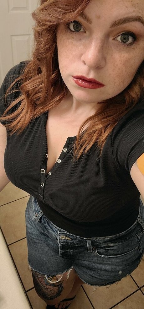 specklesoffreckles onlyfans public photos