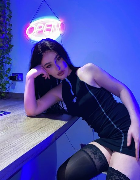 valiumlollipops onlyfans model