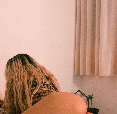 Magraku only fans leak nude