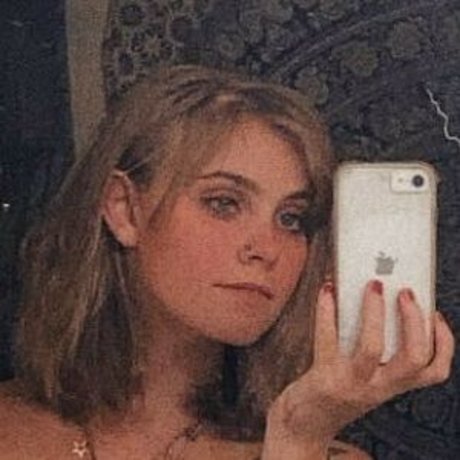 Lydia Anderson naked onlyfans leak