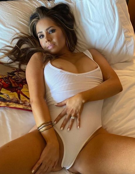 MarieFromTheBlock onlyfans tits