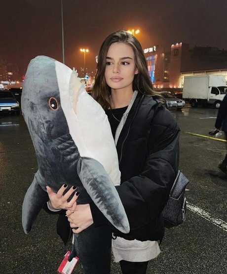 Meflia only fans nude leaks