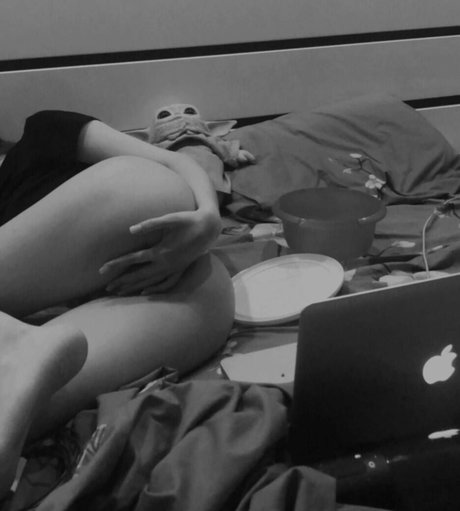 Meflia only fans porn