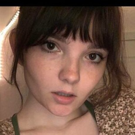 Stevie Rhodes nude only fans leaks