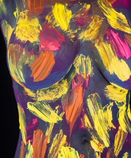 Kes Neale naked onlyfans pics