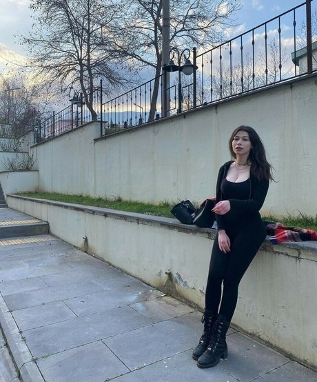 slut onlyfans naked visuals