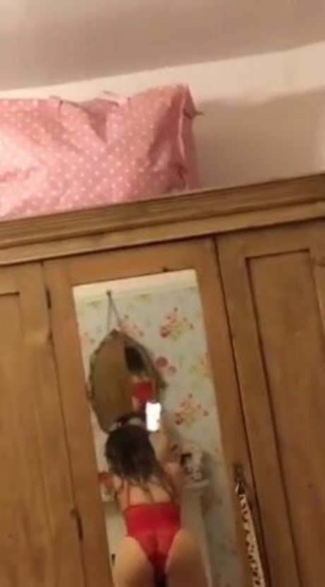 Kate Isobel Daisy onlyfans pics nude