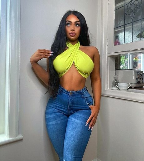 Kate Isobel Daisy onlyfans leak sex