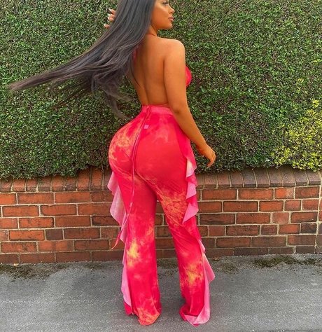 Kate Isobel Daisy onlyfans porn