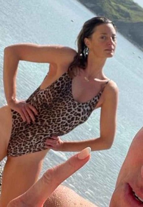 Morgana Robinson onlyfans strip