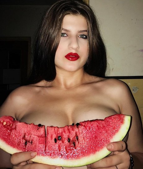 ale official100 onlyfans leaks nude