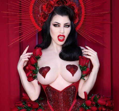 Threnody In Velvet leaks onlyfans