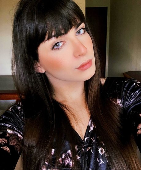 Angela Moraes onlyfans pics