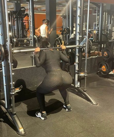 nadine djelassi porn onlyfans