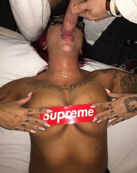 Alyssadoesntboost onlyfans desnuda