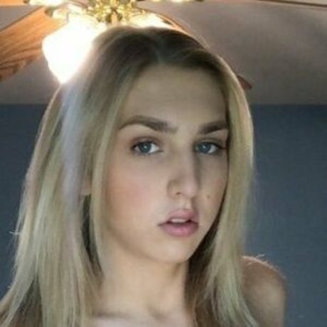 Kelly Cadigan leaked onlyfans