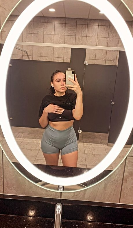 Alejandramariaxo leaked onlyfans